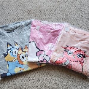 3 Short Sleeve Tees Size XL